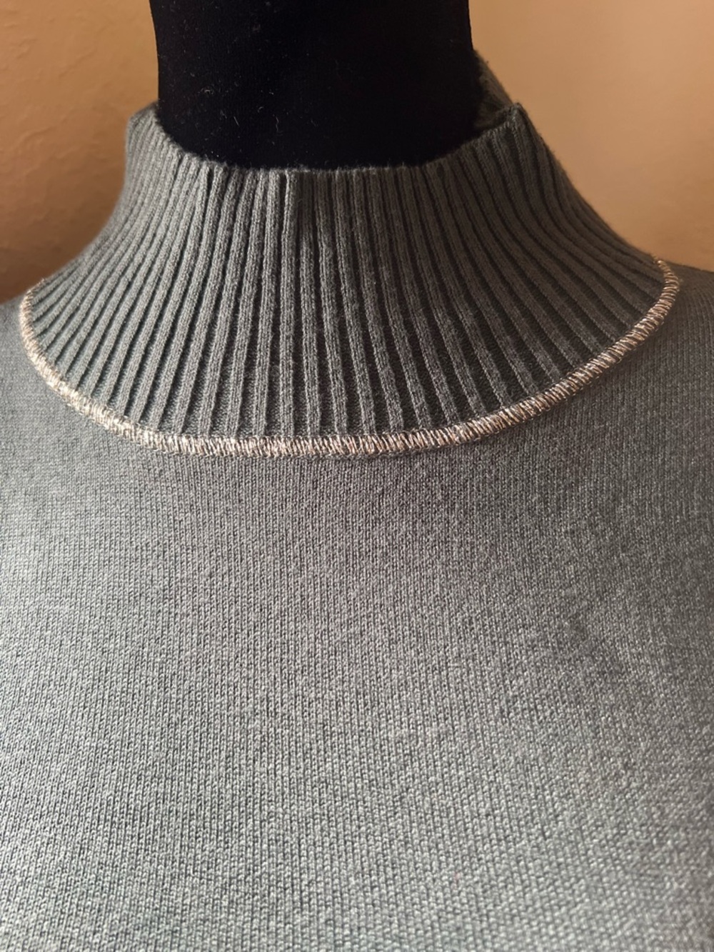 Women's petroleum Ribbed Turtleneck Sweater - Classic Knit